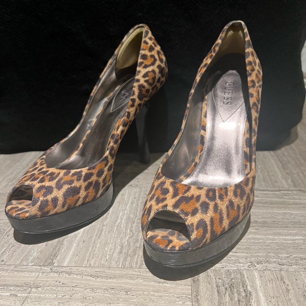 Guess Leopard Print Peep Toe Heels, size 7
